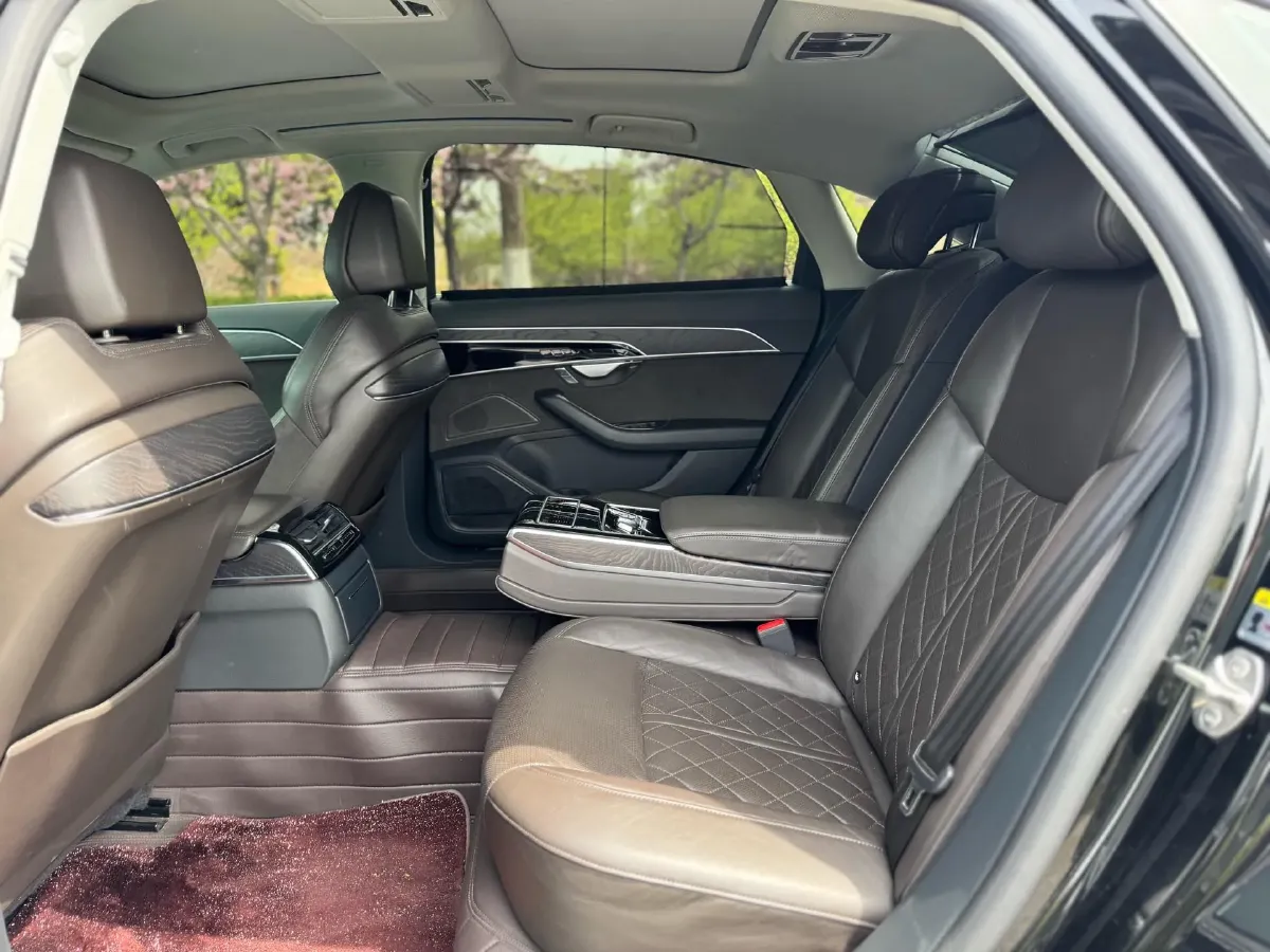 2021 Audi A8 3.0T 286HP V6 8AT,autocango,china used car exporter,china ev exporter,chinese used car exporter,chinese used ev exporter