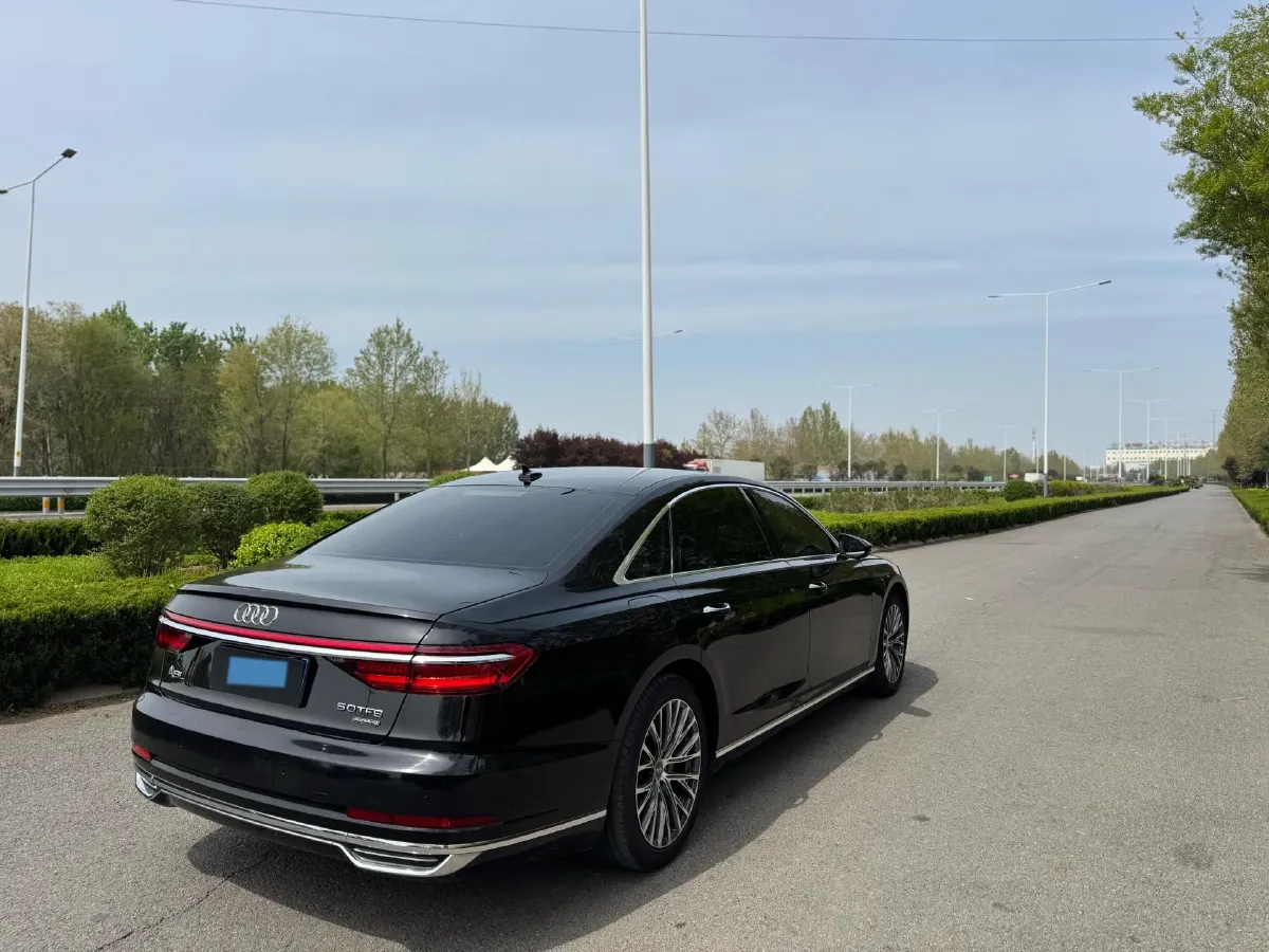 2021 Audi A8 3.0T 286HP V6 8AT,autocango,china used car exporter,china ev exporter,chinese used car exporter,chinese used ev exporter