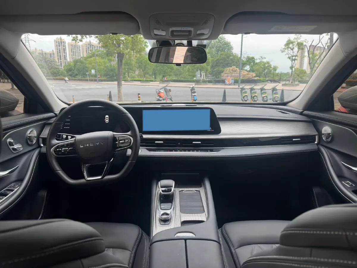 2025 Chery Arrizo 8 Pro 1.6T 197HP L4 7DCT,autocango,china used car exporter,china ev exporter,chinese used car exporter,chinese used ev exporter