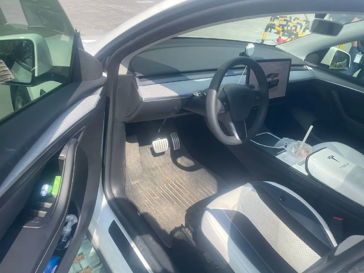 2023 Tesla Model Y BEV 78.4KWH,autocango,china used car exporter,china ev exporter,chinese used car exporter,chinese used ev exporter