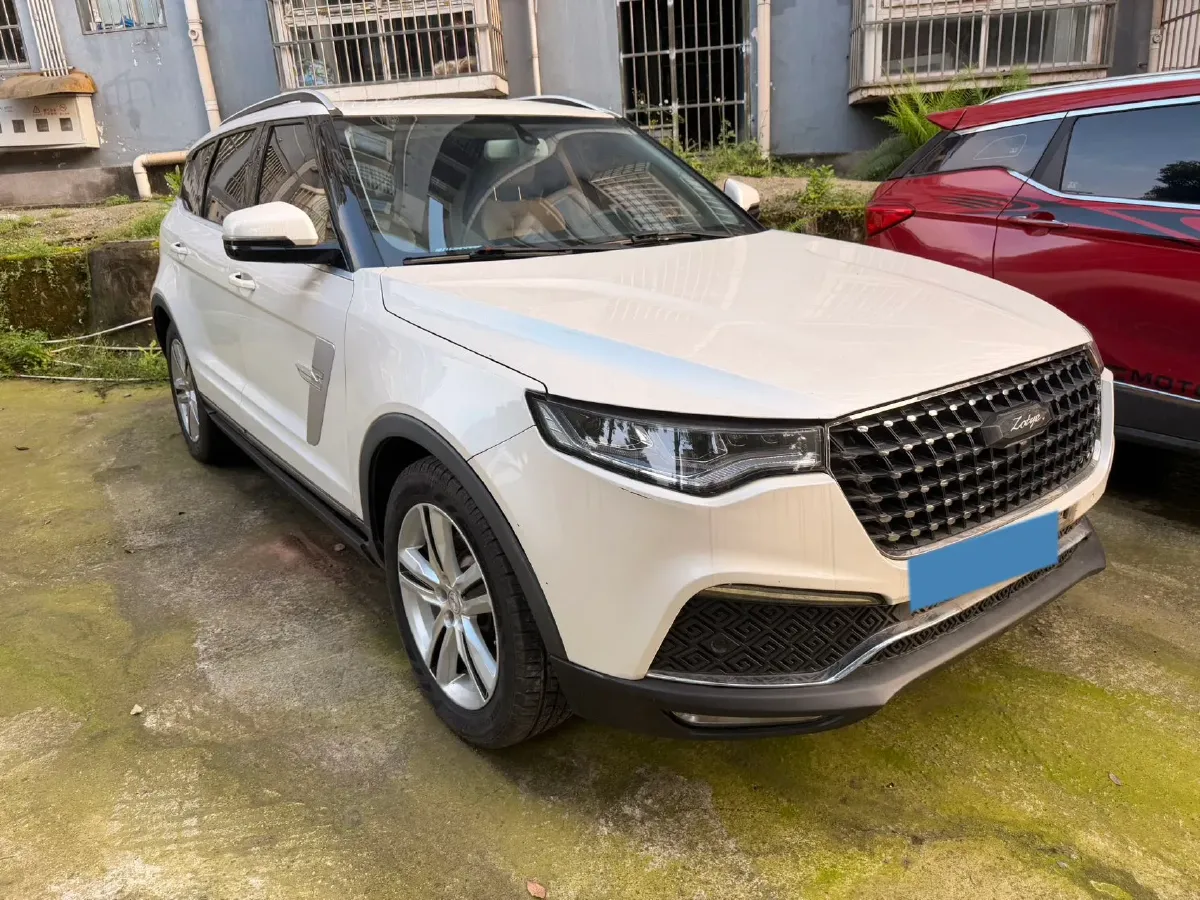 2017 Zotye T700 1.8T 177HP L4 6DCT,autocango,china used car exporter,china ev exporter,chinese used car exporter,chinese used ev exporter