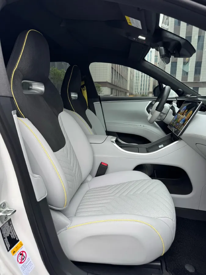 2023 Avatr 11 BEV 90KWH,autocango,china used car exporter,china ev exporter,chinese used car exporter,chinese used ev exporter