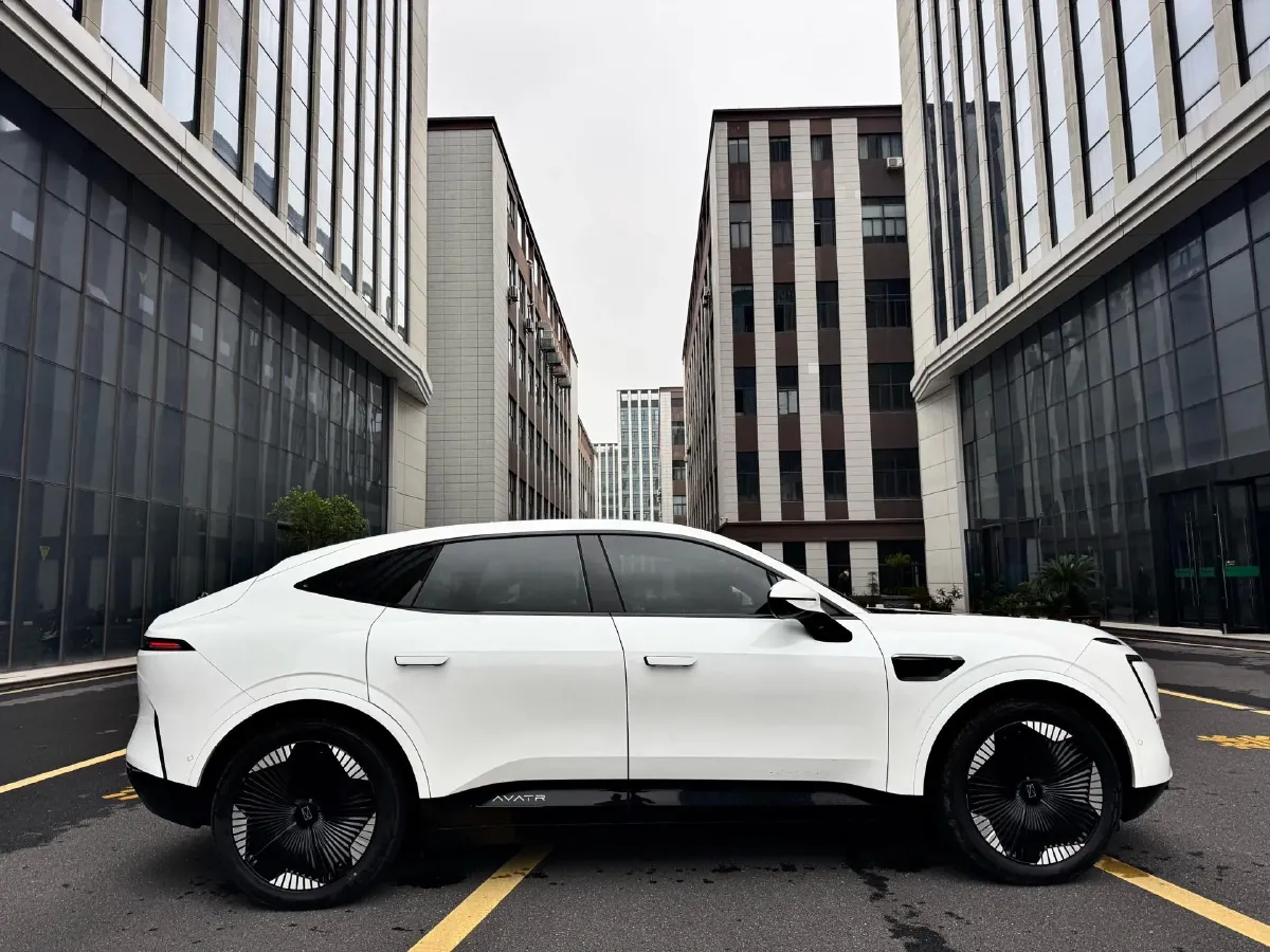 2023 Avatr 11 BEV 90KWH,autocango,china used car exporter,china ev exporter,chinese used car exporter,chinese used ev exporter