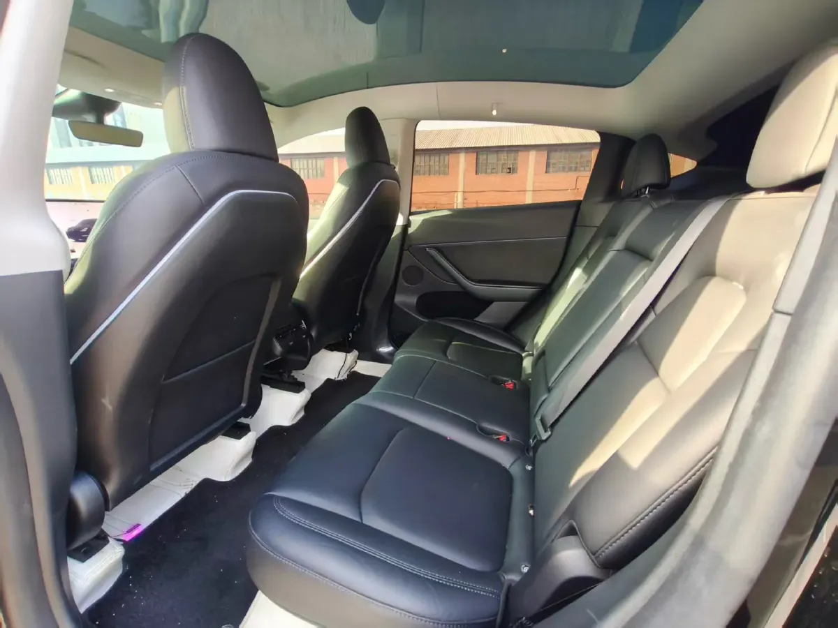 2022 Tesla Model Y BEV 60KWH,autocango,china used car exporter,china ev exporter,chinese used car exporter,chinese used ev exporter