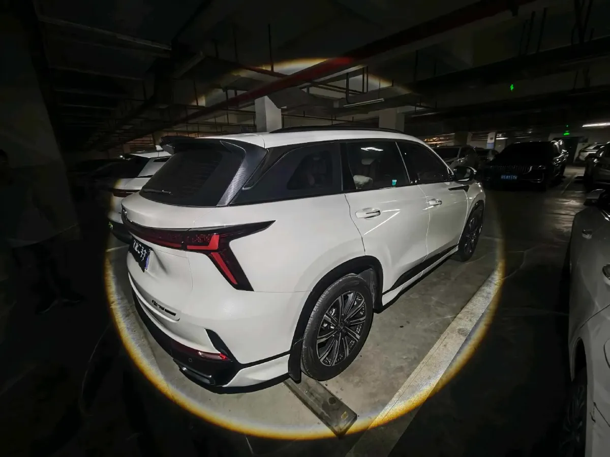 2023 ChangAn CS75 Plus 2.0T 233HP L4 8AT,autocango,china used car exporter,china ev exporter,chinese used car exporter,chinese used ev exporter