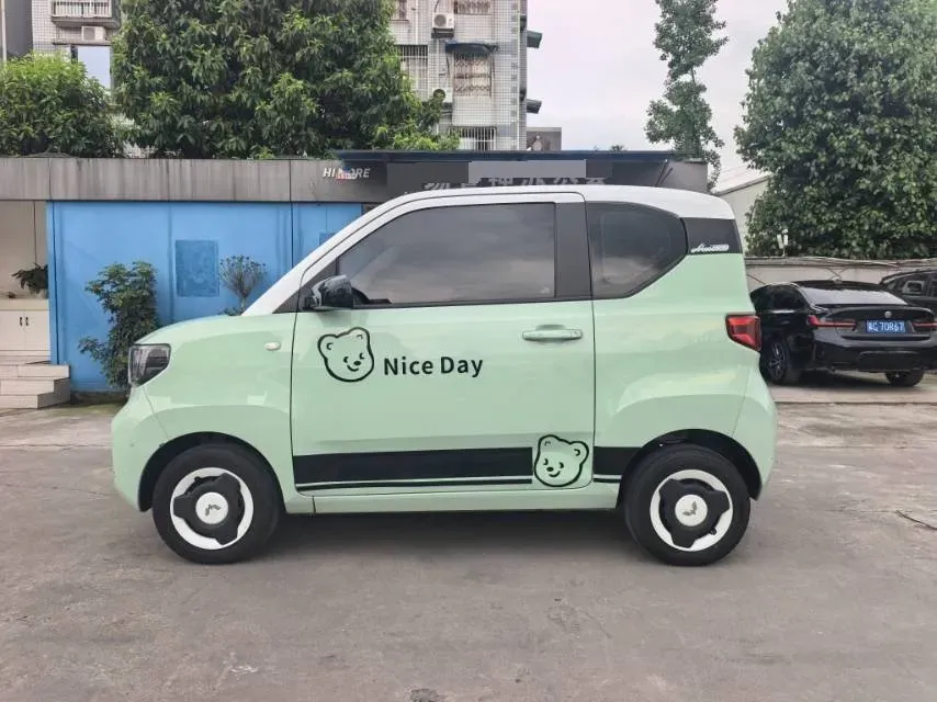 2021 WuLing HongGuang MINI EV BEV 13.9KWH,autocango,china used car exporter,china ev exporter,chinese used car exporter,chinese used ev exporter