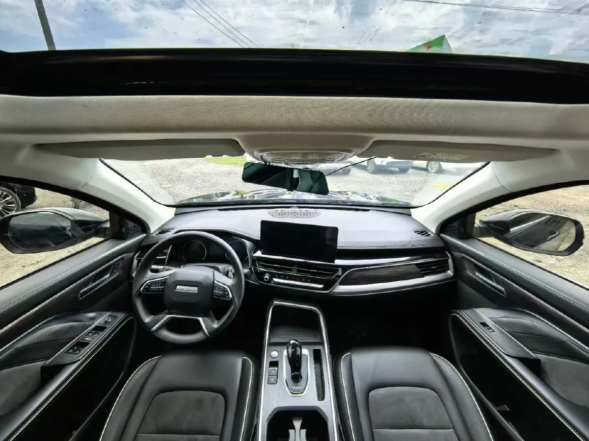 2021 Haval H6 1.5T 150HP L4 7DCT,autocango,china used car exporter,china ev exporter,chinese used car exporter,chinese used ev exporter