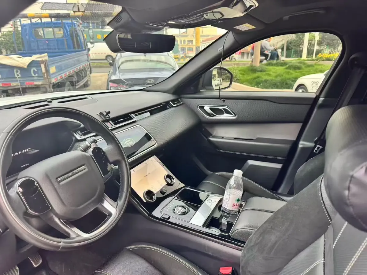 2020 Land Rover Range Rover Velar 3.0T 380HP V6 8AT,autocango,china used car exporter,china ev exporter,chinese used car exporter,chinese used ev exporter