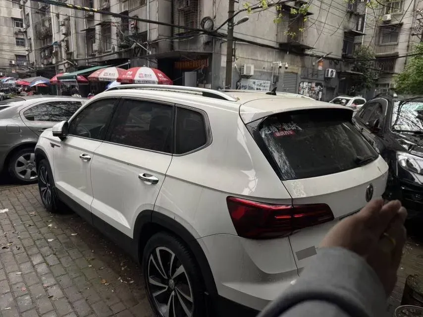 2019 MINI MINI 1.5T 102HP L3 7DCT,autocango,china used car exporter,china ev exporter,chinese used car exporter,chinese used ev exporter