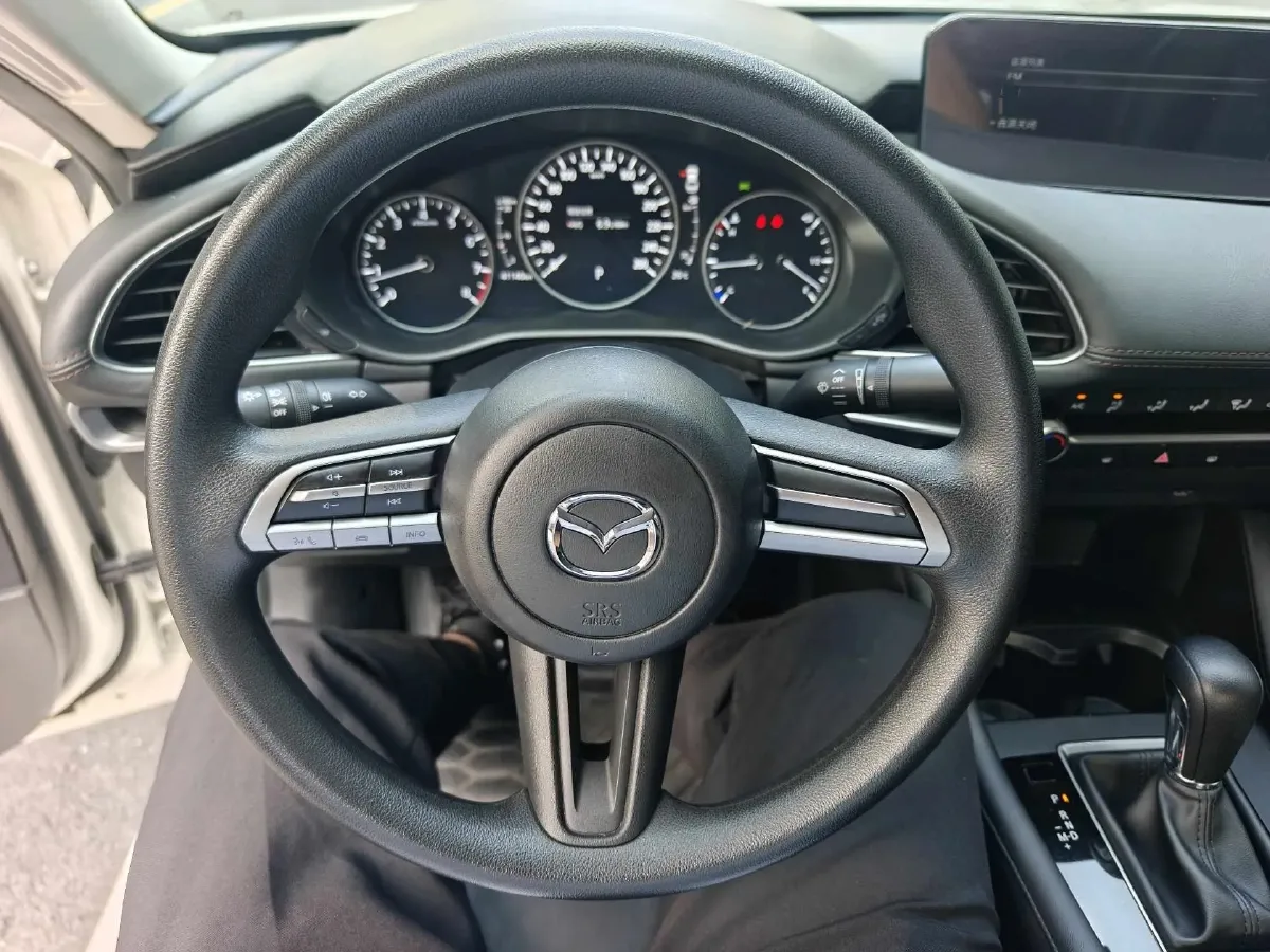 2023 Mazda 3 Axela 2.0L 158HP L4 6AT,autocango,china used car exporter,china ev exporter,chinese used car exporter,chinese used ev exporter