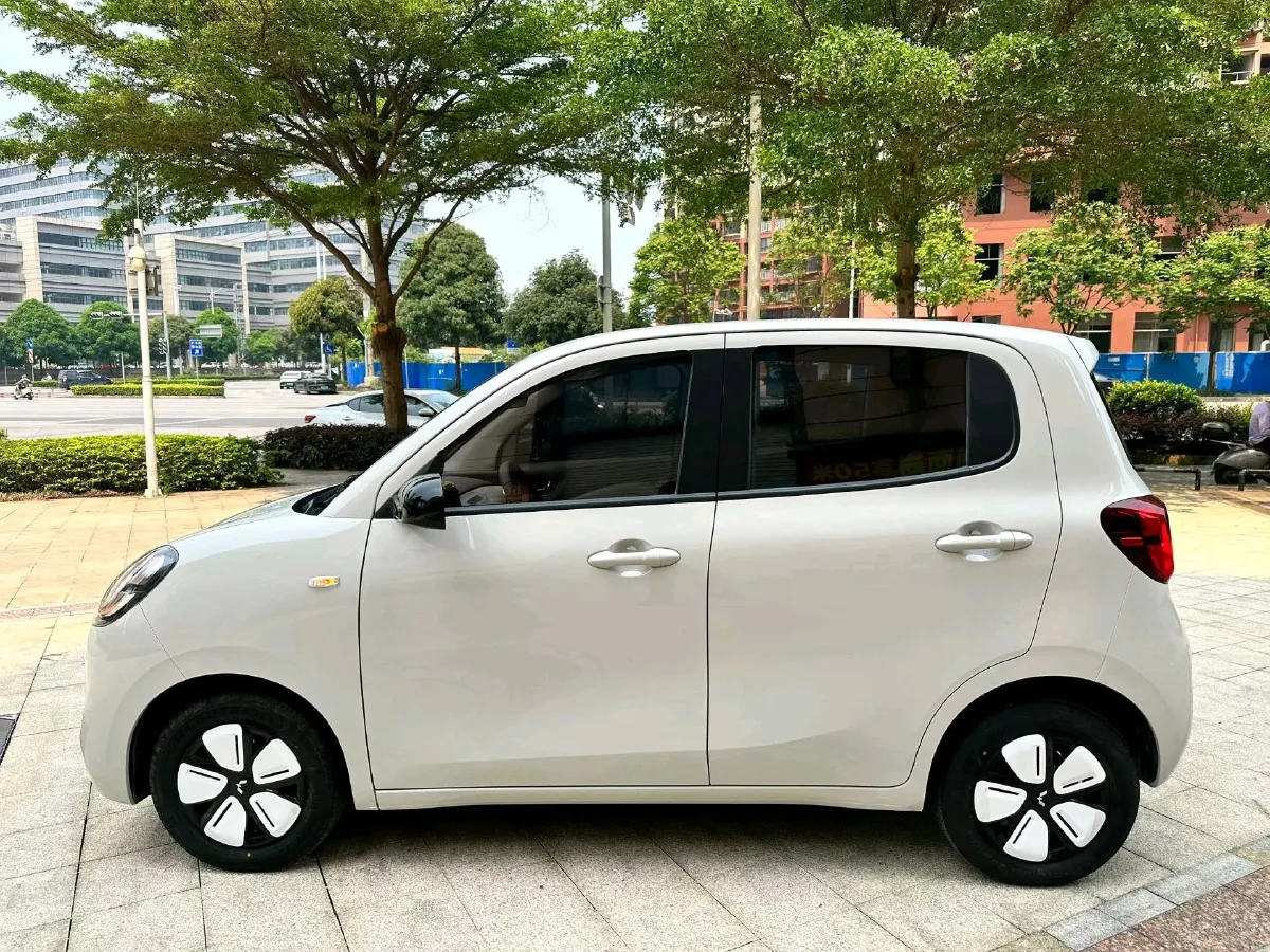 2025 WuLing HongGuang MINI EV BEV 16.2KWH,autocango,china used car exporter,china ev exporter,chinese used car exporter,chinese used ev exporter