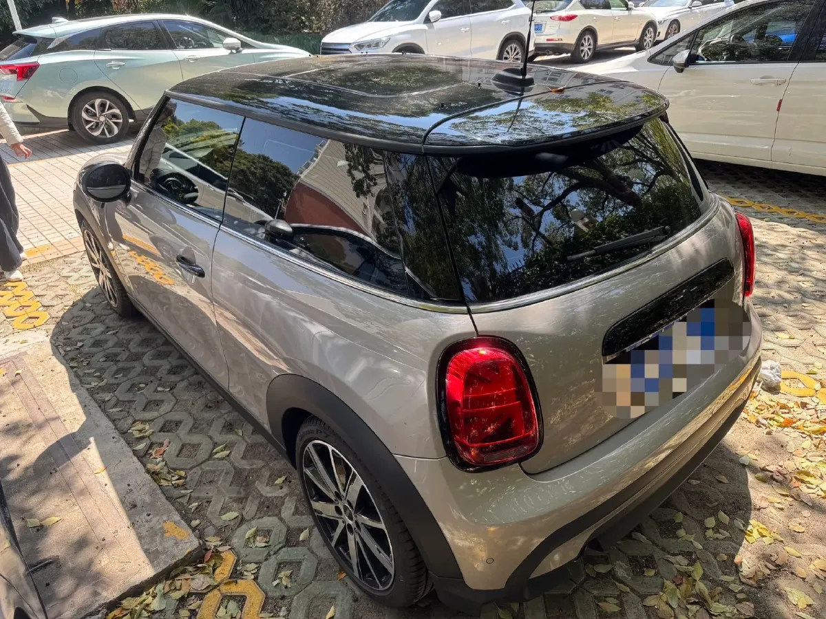 2023 MINI MINI 1.5T 136HP L3 7DCT,autocango,china used car exporter,china ev exporter,chinese used car exporter,chinese used ev exporter