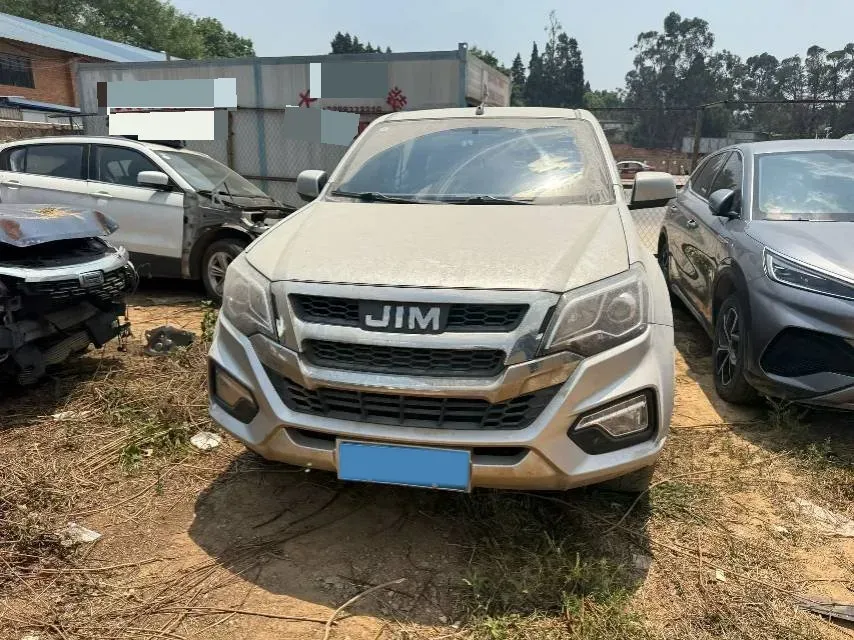 2022 Isuzu RE-MAX Jim 2.4T 211HP L4 5MT,autocango,china used car exporter,china ev exporter,chinese used car exporter,chinese used ev exporter