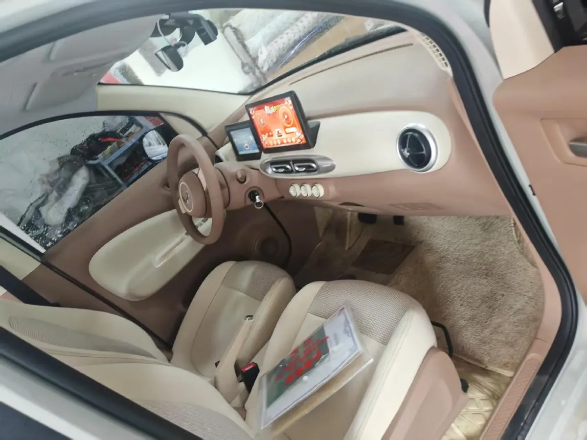 2025 WuLing HongGuang MINI EV BEV 16.2KWH,autocango,china used car exporter,china ev exporter,chinese used car exporter,chinese used ev exporter