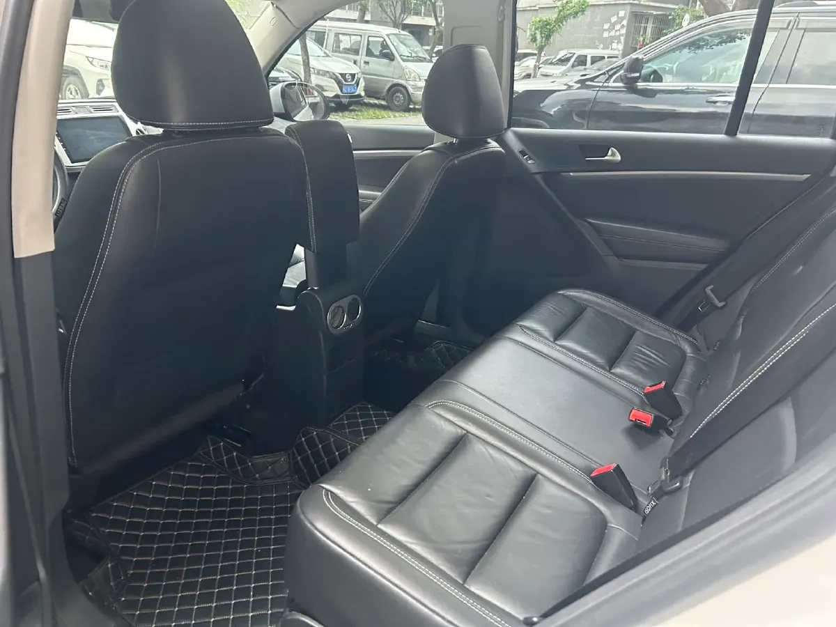 2016 Buick Larcosse 1.5T 170HP L4 7DCT,autocango,china used car exporter,china ev exporter,chinese used car exporter,chinese used ev exporter