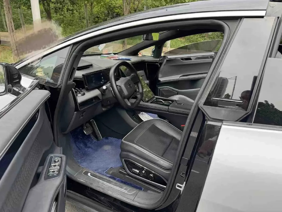 2026 AITO AITO M7 REEV 160HP REEV,autocango,china used car exporter,china ev exporter,chinese used car exporter,chinese used ev exporter