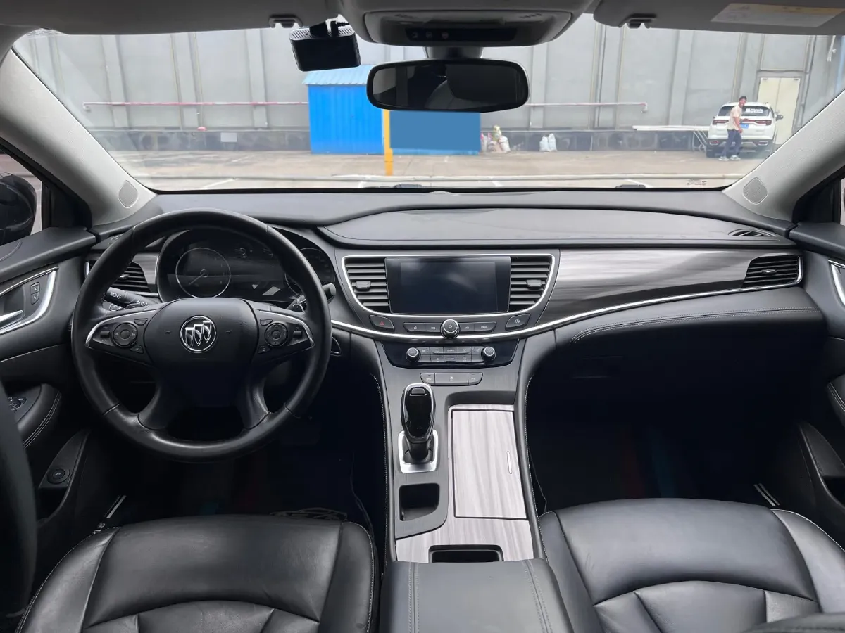 2019 Buick Larcosse 2.0T 241HP L4 9AT,autocango,china used car exporter,china ev exporter,chinese used car exporter,chinese used ev exporter