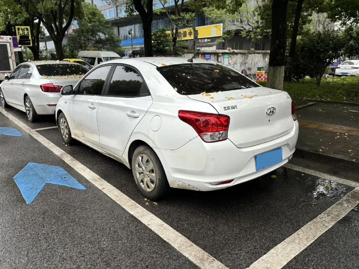 2017 Hyundai Reina 1.4L 95HP L4 5MT,autocango,china used car exporter,china ev exporter,chinese used car exporter,chinese used ev exporter