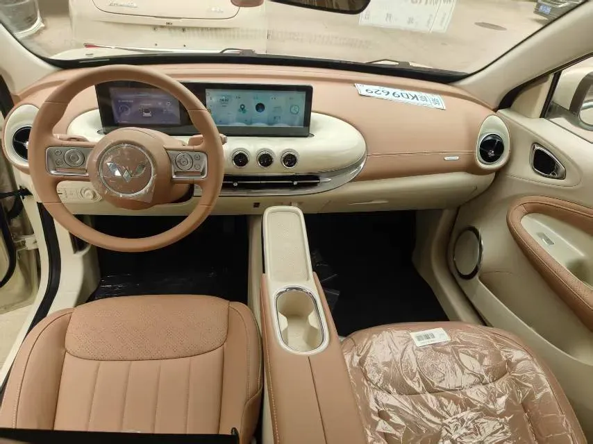 2025 WuLing BinGuo BEV,autocango,china used car exporter,china ev exporter,chinese used car exporter,chinese used ev exporter