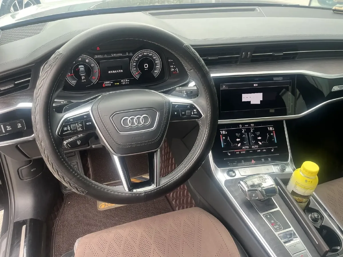 2023 Audi A6L 2.0T 245HP L4 7DCT,autocango,china used car exporter,china ev exporter,chinese used car exporter,chinese used ev exporter