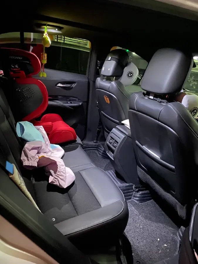 2020 Cadillac XT4 2.0T 237HP L4 9AT,autocango,china used car exporter,china ev exporter,chinese used car exporter,chinese used ev exporter