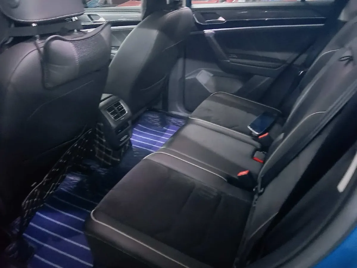 2019 Jeep Cherokee 2.0T 234HP L4 9AT,autocango,china used car exporter,china ev exporter,chinese used car exporter,chinese used ev exporter