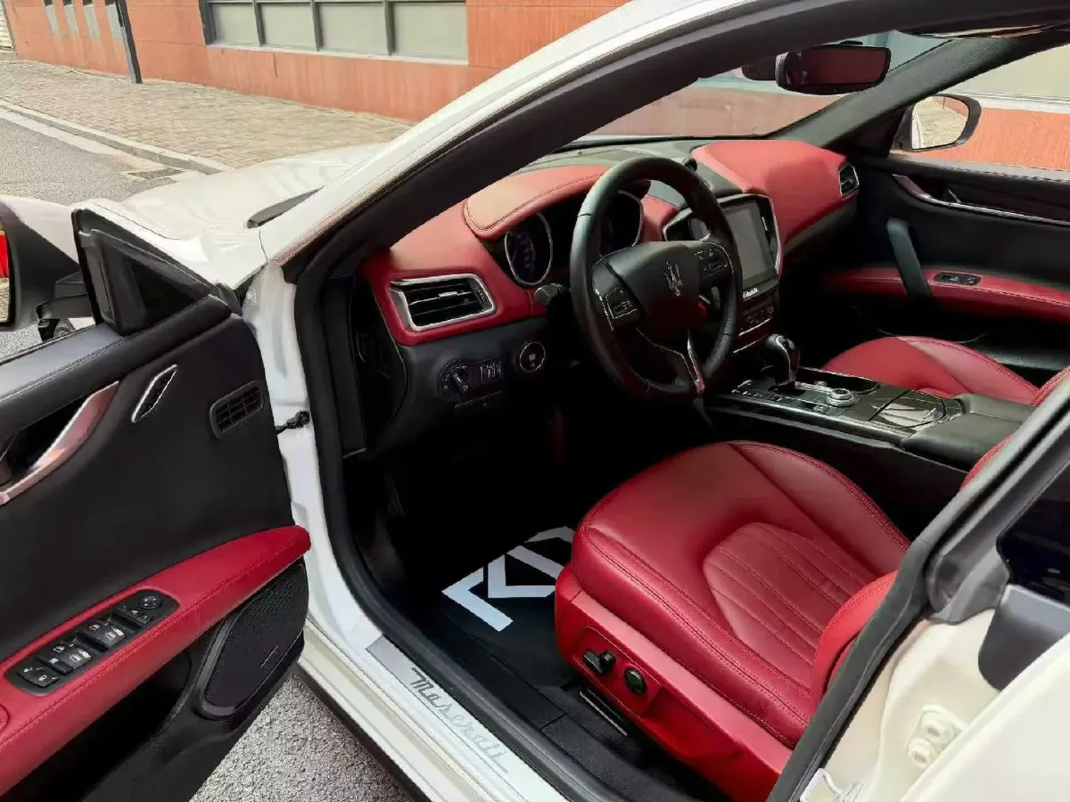 2018 Maserati Ghibli 3.0T 350HP V6 8AT,autocango,china used car exporter,china ev exporter,chinese used car exporter,chinese used ev exporter
