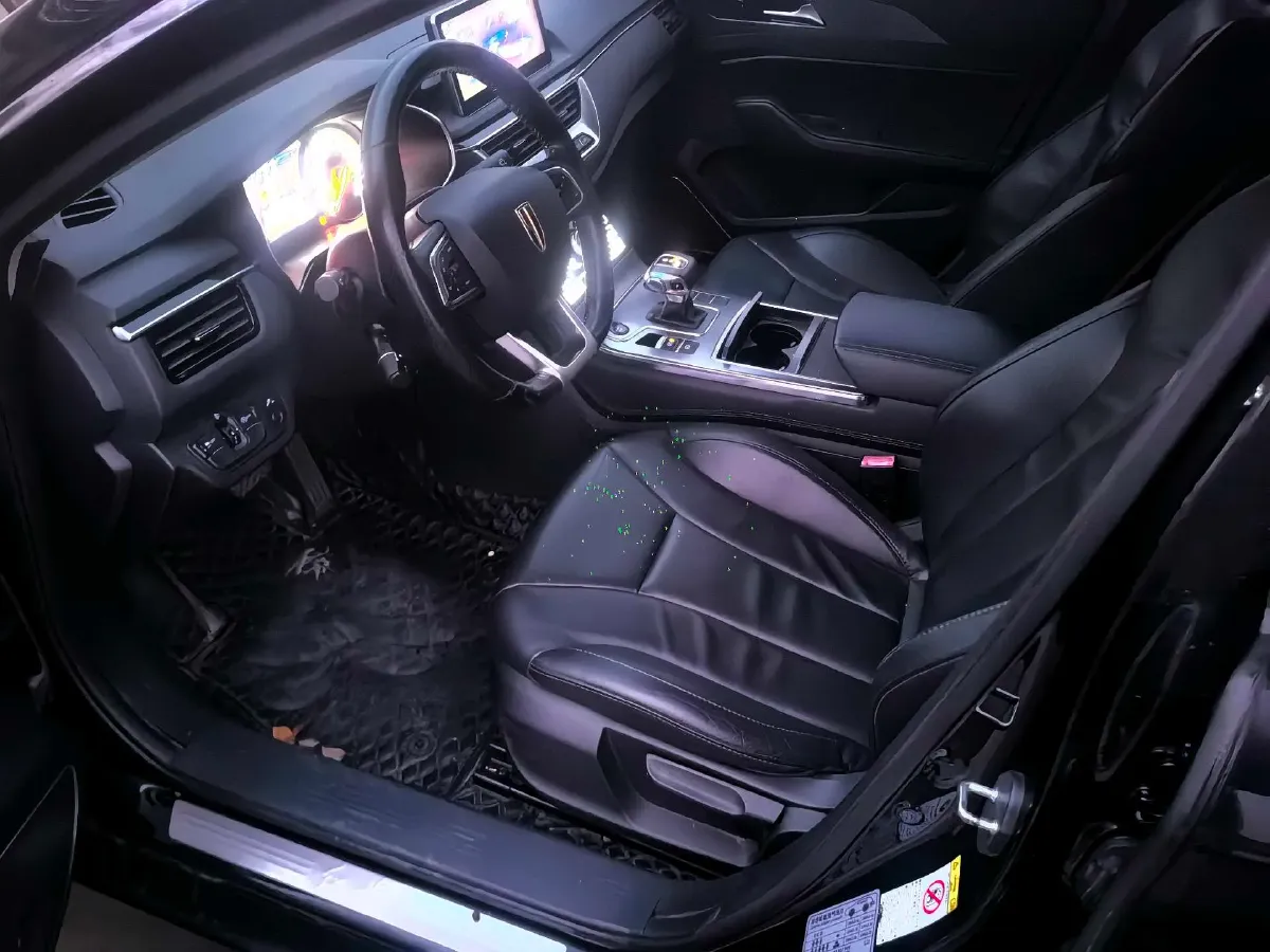 2020 HongQi H5 1.5T 169HP L4 7DCT,autocango,china used car exporter,china ev exporter,chinese used car exporter,chinese used ev exporter