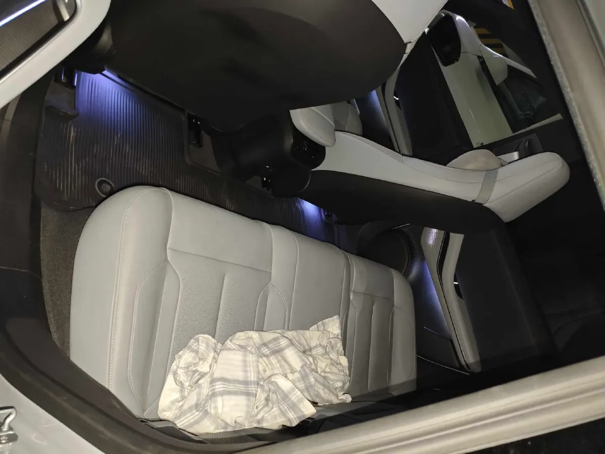 2023 NIO ET5T BEV 75KWH,autocango,china used car exporter,china ev exporter,chinese used car exporter,chinese used ev exporter