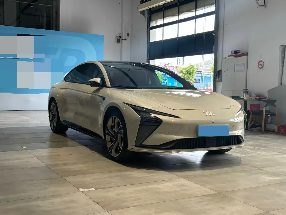 2022 IM L7 BEV 90KWH,autocango,china used car exporter,china ev exporter,chinese used car exporter,chinese used ev exporter