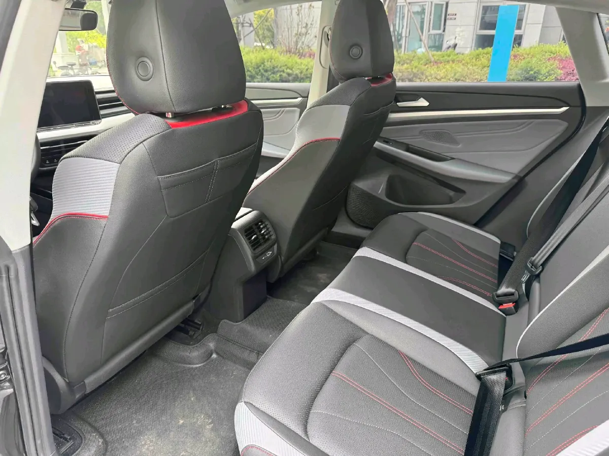 2024 Volkswagen Lamando 1.4T 150HP L4 7DCT,autocango,china used car exporter,china ev exporter,chinese used car exporter,chinese used ev exporter