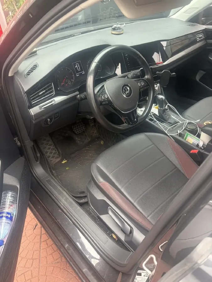 2021 Volkswagen Bora 1.5L 113HP L4 6AT,autocango,china used car exporter,china ev exporter,chinese used car exporter,chinese used ev exporter