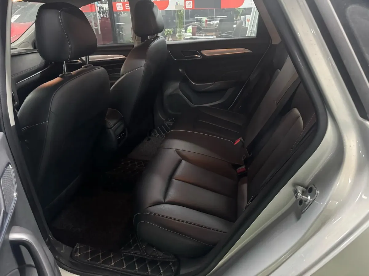 2017 Roewe i6 1.0T 125HP L3 2AT PHEV,autocango,china used car exporter,china ev exporter,chinese used car exporter,chinese used ev exporter