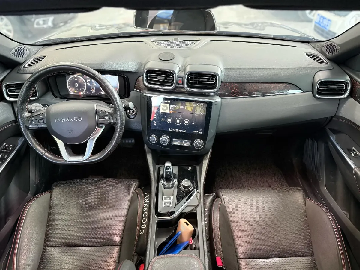 2018 LYNK&CO 02 1.5T 180HP L3 7DCT,autocango,china used car exporter,china ev exporter,chinese used car exporter,chinese used ev exporter