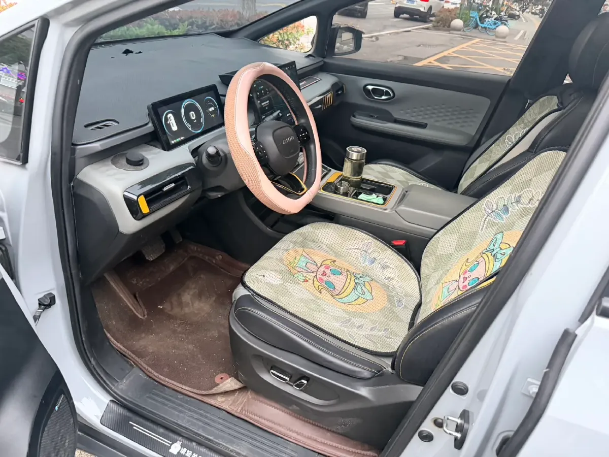 2022 Geely Okavango 1.8T 184HP L4 7DCT,autocango,china used car exporter,china ev exporter,chinese used car exporter,chinese used ev exporter