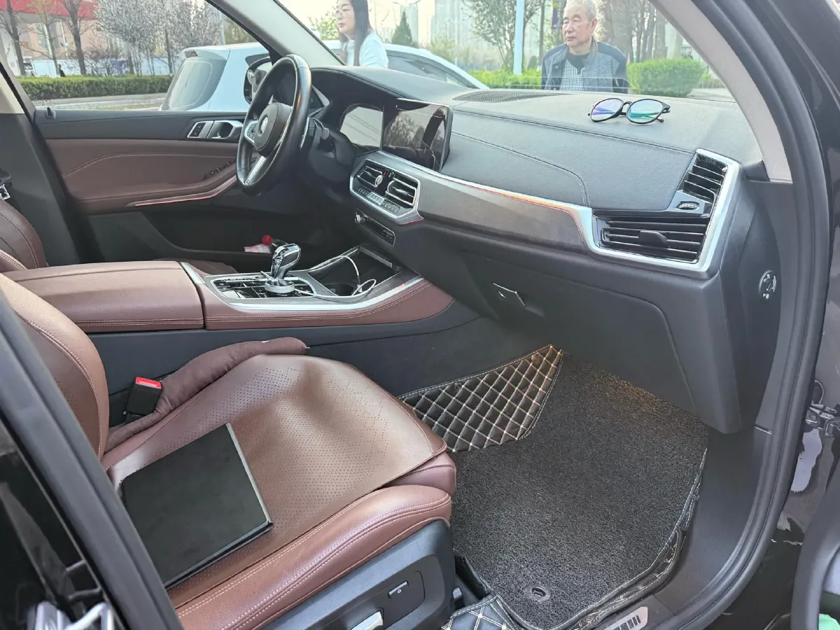 2021 BMW X5 3.0T 340HP L6 8AT,autocango,china used car exporter,china ev exporter,chinese used car exporter,chinese used ev exporter