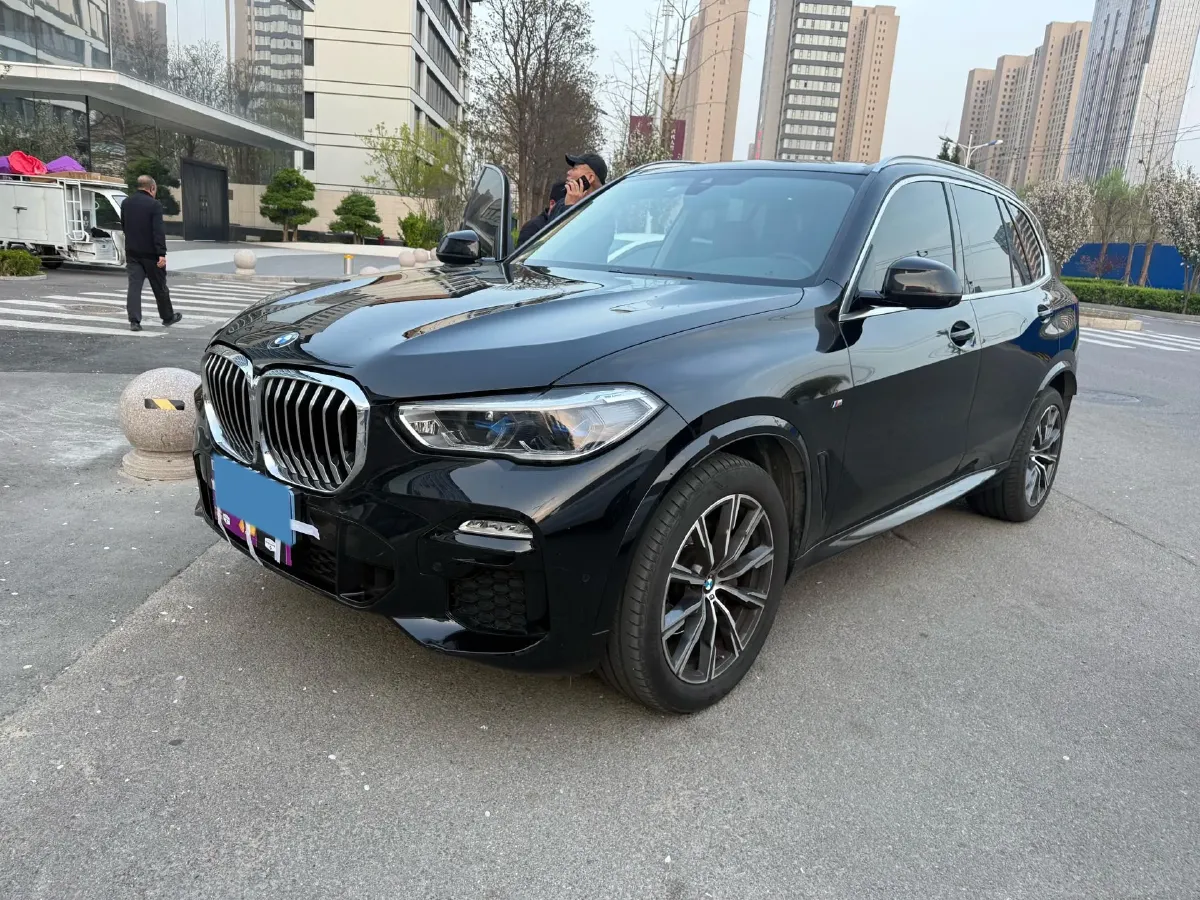 2021 BMW X5 3.0T 340HP L6 8AT,autocango,china used car exporter,china ev exporter,chinese used car exporter,chinese used ev exporter