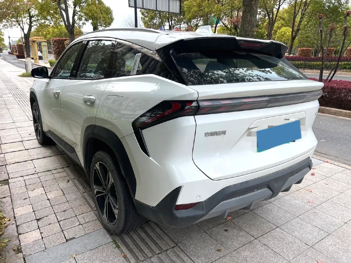 2023 Geely Galaxy L7 1.5T 163HP L4 3DHT PHEV 18.7KWH,autocango,china used car exporter,china ev exporter,chinese used car exporter,chinese used ev exporter