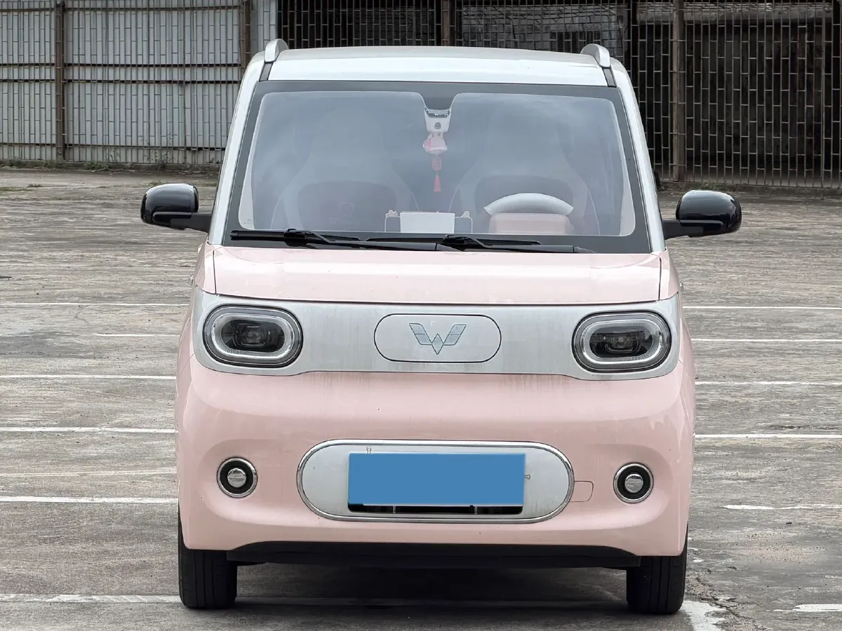 2024 WuLing HongGuang MINI EV BEV 17.3KWH,autocango,china used car exporter,china ev exporter,chinese used car exporter,chinese used ev exporter