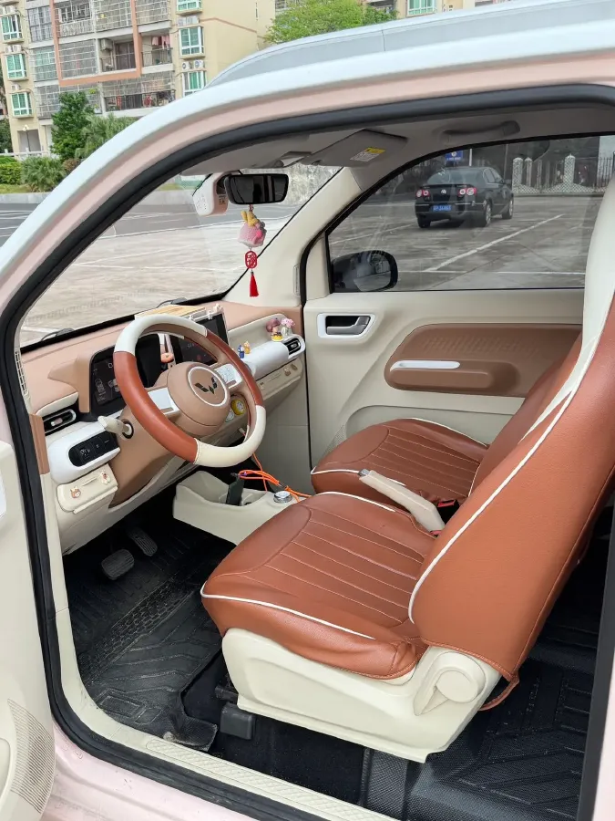 2024 WuLing HongGuang MINI EV BEV 17.3KWH,autocango,china used car exporter,china ev exporter,chinese used car exporter,chinese used ev exporter