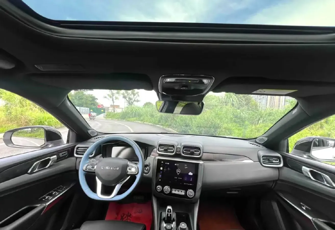 2019 LYNK&CO 01 2.0T 190HP L4 6AT,autocango,china used car exporter,china ev exporter,chinese used car exporter,chinese used ev exporter