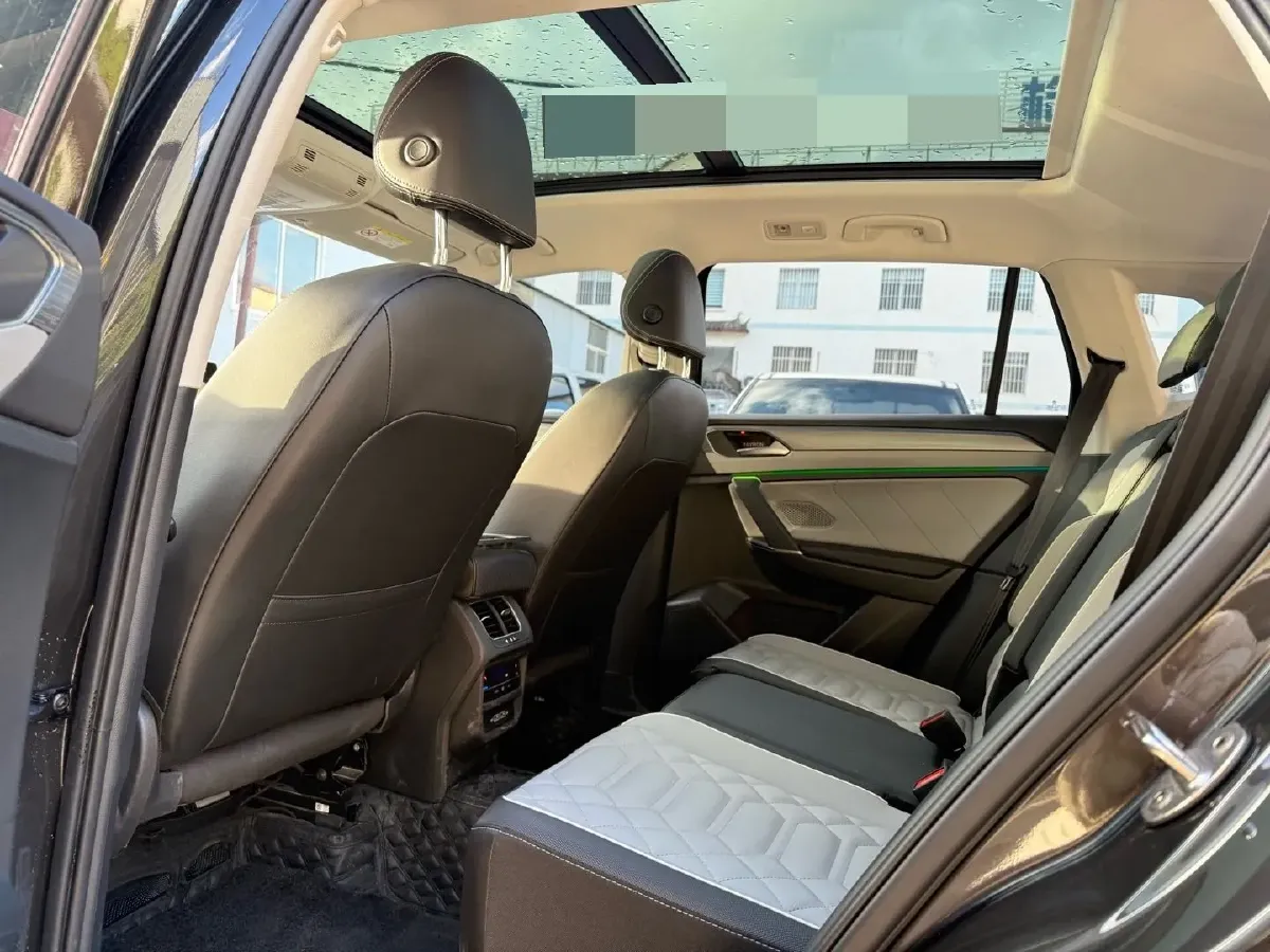 2024 Volkswagen Tayron 2.0T 186HP L4 7DCT,autocango,china used car exporter,china ev exporter,chinese used car exporter,chinese used ev exporter