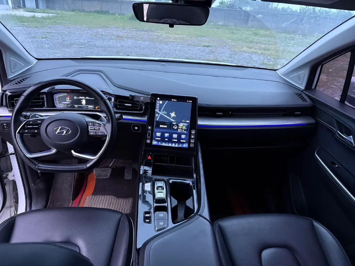 2021 Hyundai Custo 2.0T 236HP L4 8AT,autocango,china used car exporter,china ev exporter,chinese used car exporter,chinese used ev exporter