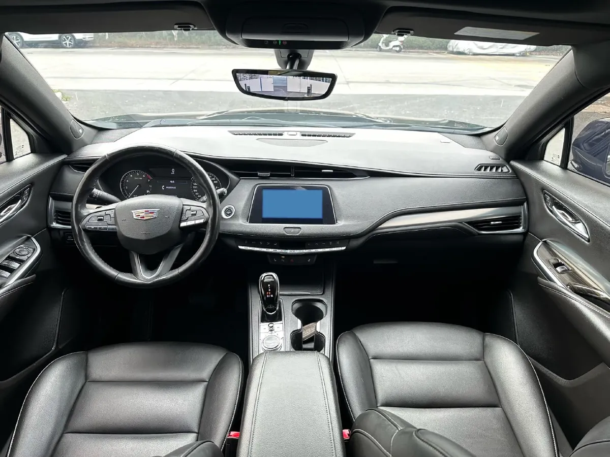 2020 Cadillac XT4 2.0T 241HP L4 9AT,autocango,china used car exporter,china ev exporter,chinese used car exporter,chinese used ev exporter