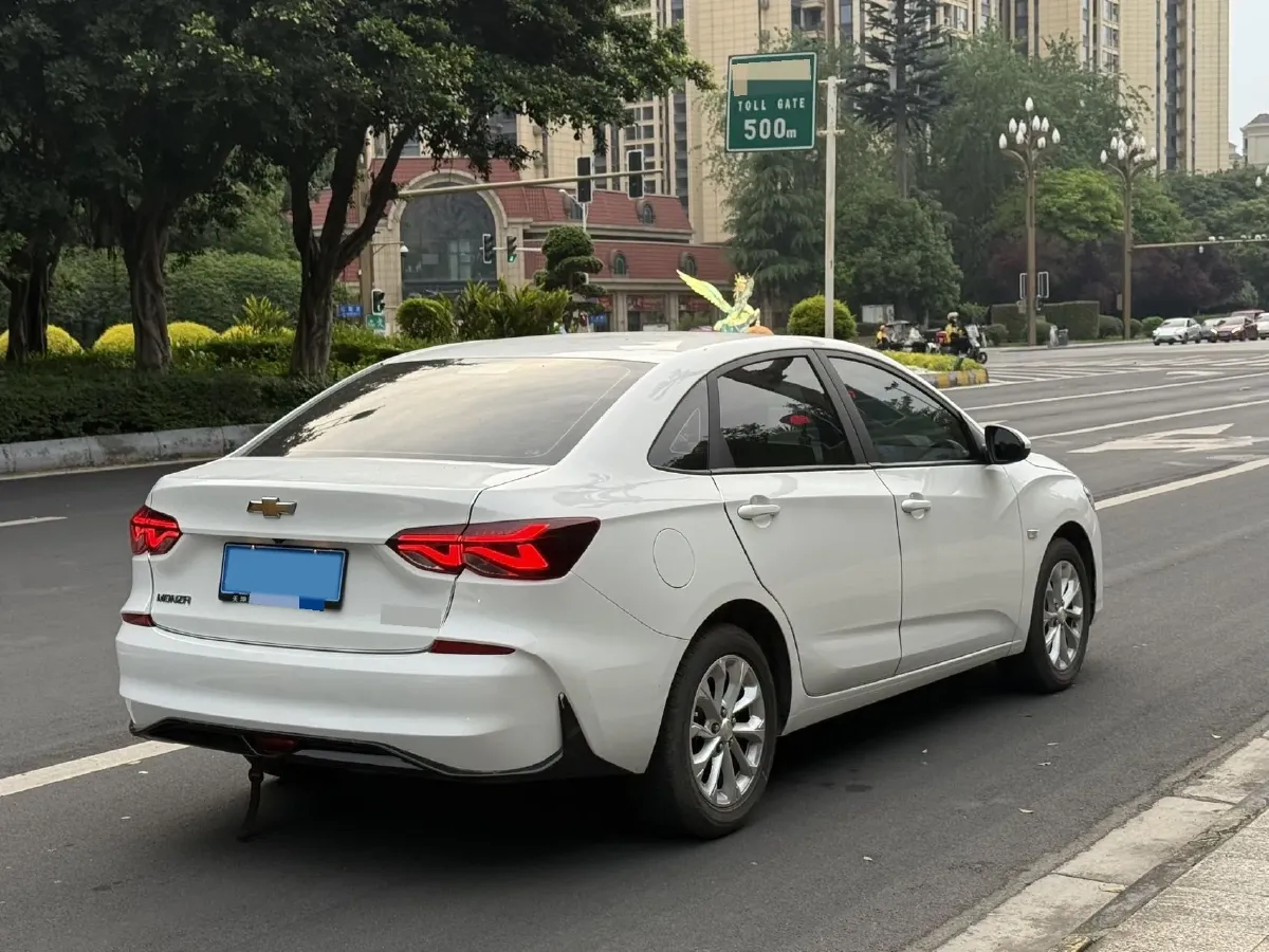 2023 Chevrolet Monza 1.5L 113HP L4 6DCT,autocango,china used car exporter,china ev exporter,chinese used car exporter,chinese used ev exporter