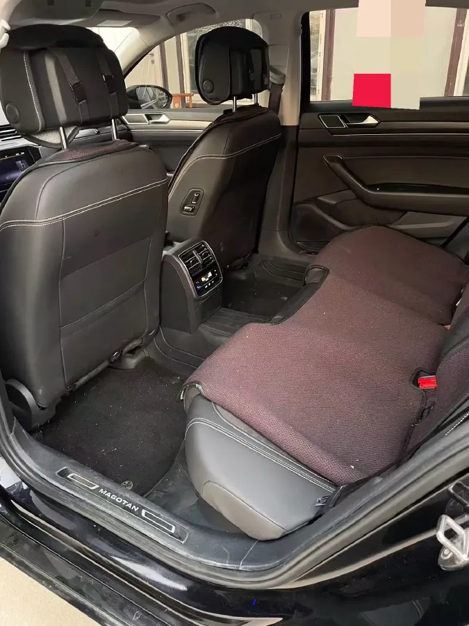 2020 Volkswagen Magotan 2.0T 186HP L4 7DCT,autocango,china used car exporter,china ev exporter,chinese used car exporter,chinese used ev exporter