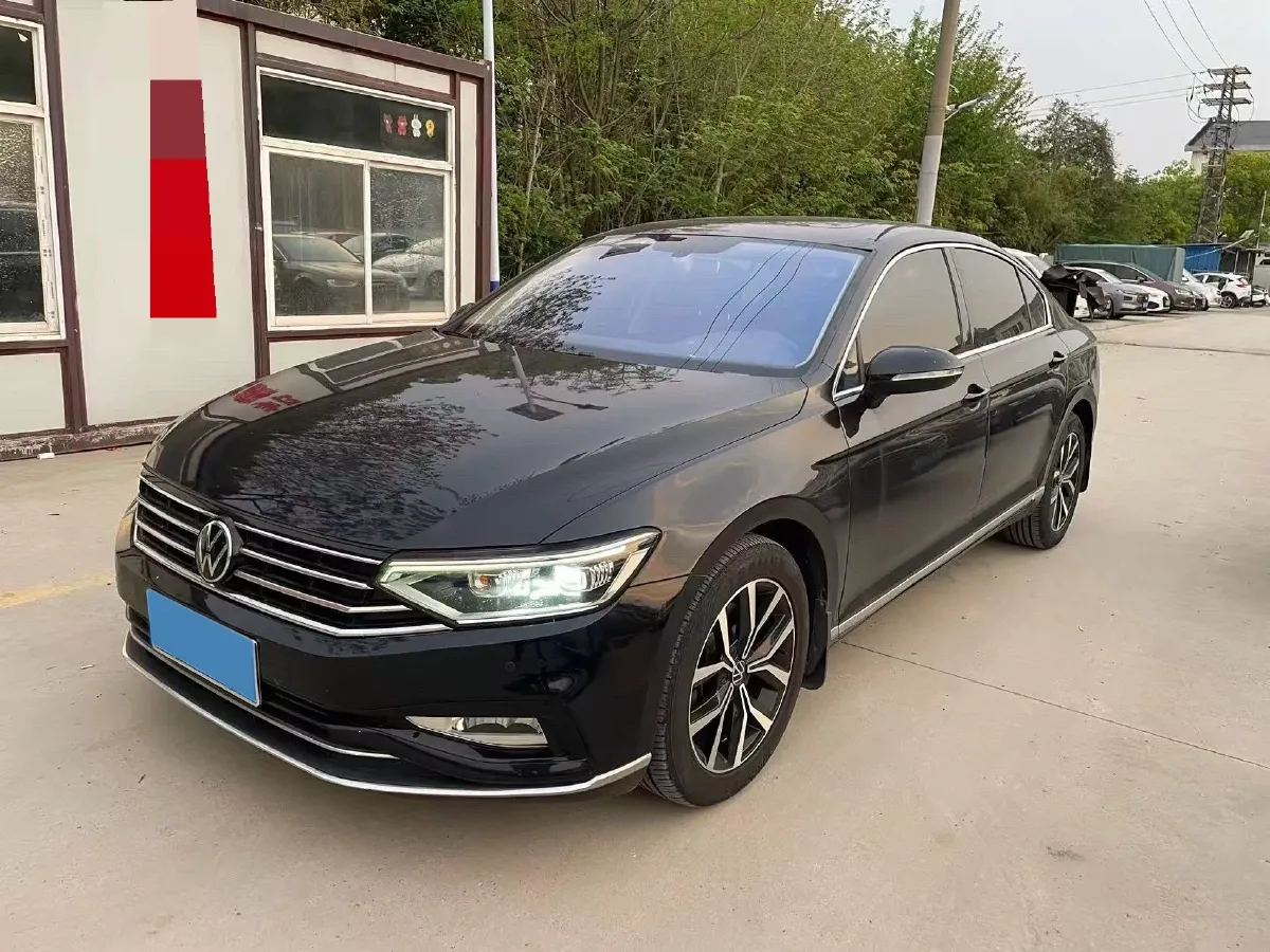 2020 Volkswagen Magotan 2.0T 186HP L4 7DCT,autocango,china used car exporter,china ev exporter,chinese used car exporter,chinese used ev exporter