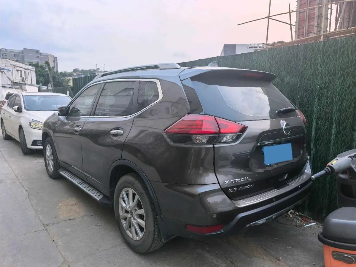 2021 Nissan X-Trail 2.0L 151HP L4 CVT,autocango,china used car exporter,china ev exporter,chinese used car exporter,chinese used ev exporter