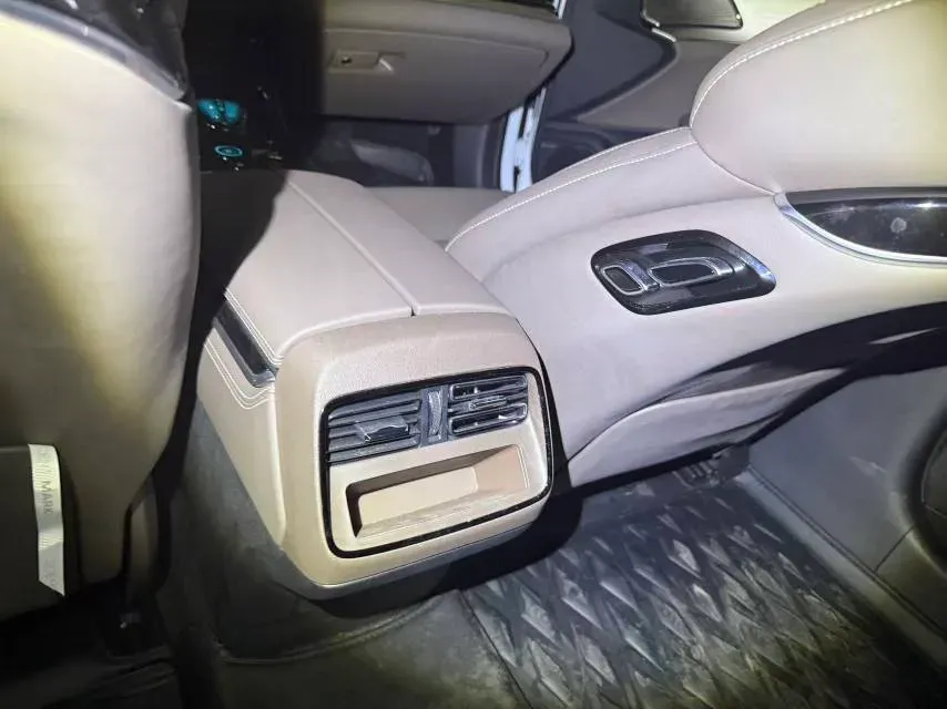 2023 BYD Han 1.5T 139HP L4 E-CVT PHEV 30.772KWH,autocango,china used car exporter,china ev exporter,chinese used car exporter,chinese used ev exporter