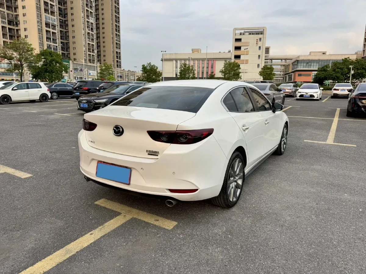 2023 Mazda 3 Axela 2.0L 158HP L4 6AT,autocango,china used car exporter,china ev exporter,chinese used car exporter,chinese used ev exporter